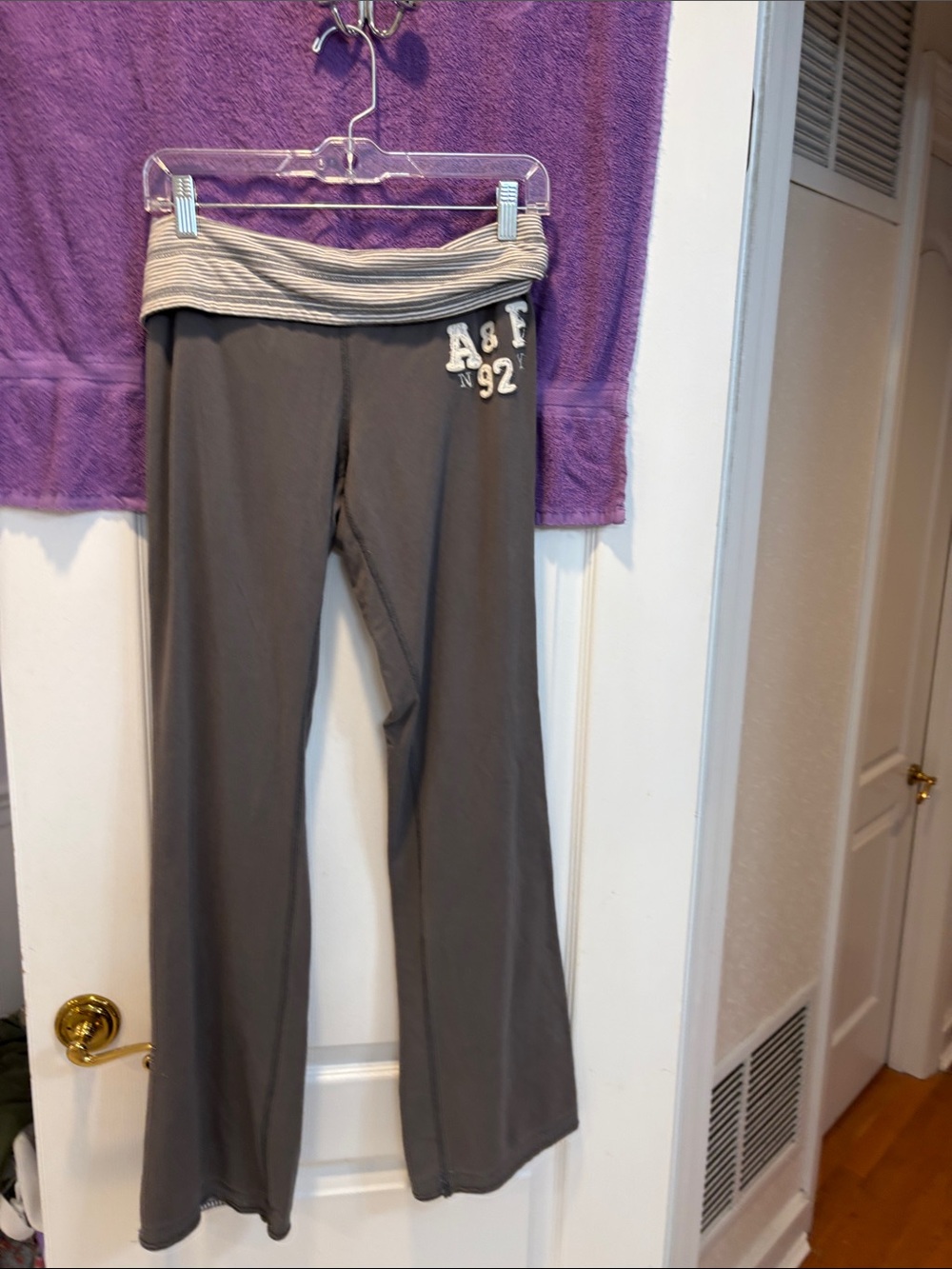 Abercrombie & Fitch Charcoal Gray Fold-Over Waist Leggings